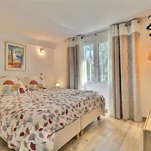 https://domaine-du-peymian-villa-art-deco.fr-provencehotel.com